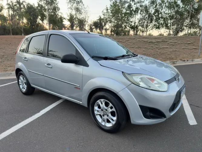 Ford Fiesta 1.6 8V Flex/class 1.6 8V Flex 5P 2013