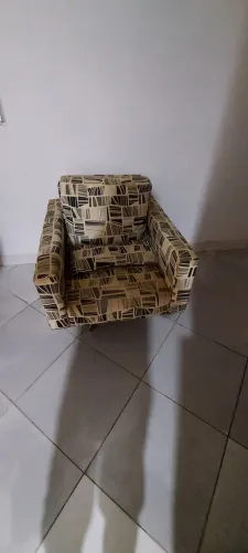 Cadeira poltrona giratória