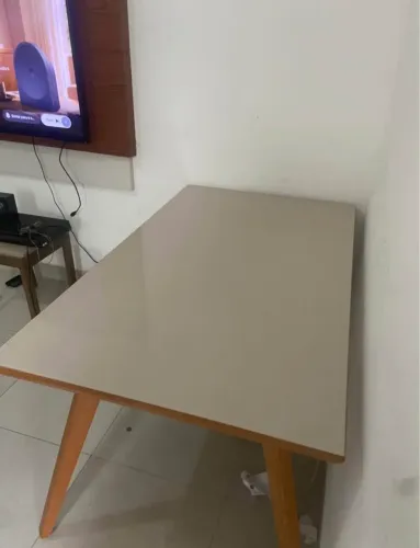 Mesa Madeira Maciça e Vidro Temperado
