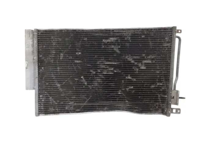 Condesador Chevrolet Onix 13/16 c/detalhe