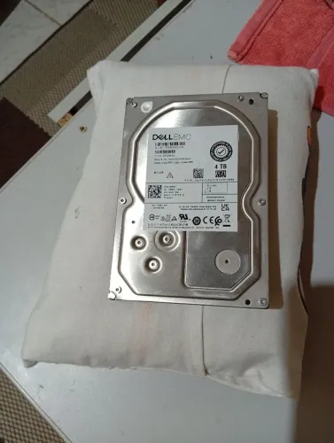 Vendo esse HD semi novo em perfeito estado