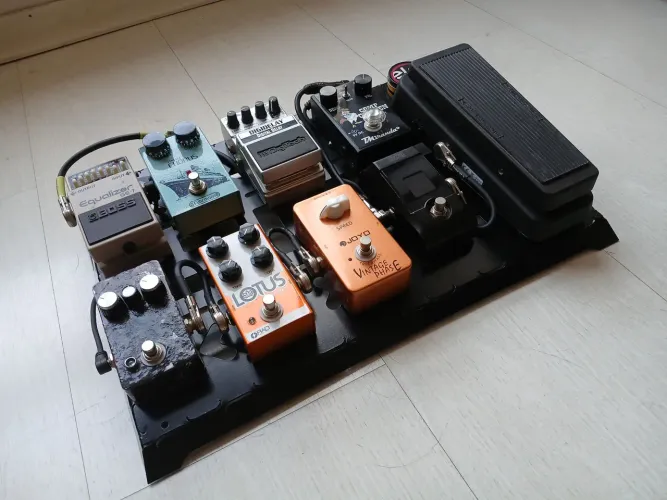 Pedalboard p/ 10 Pedais na caixa Seminovo Pedal Board