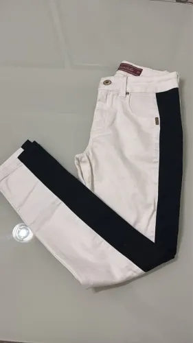 Calça a venda