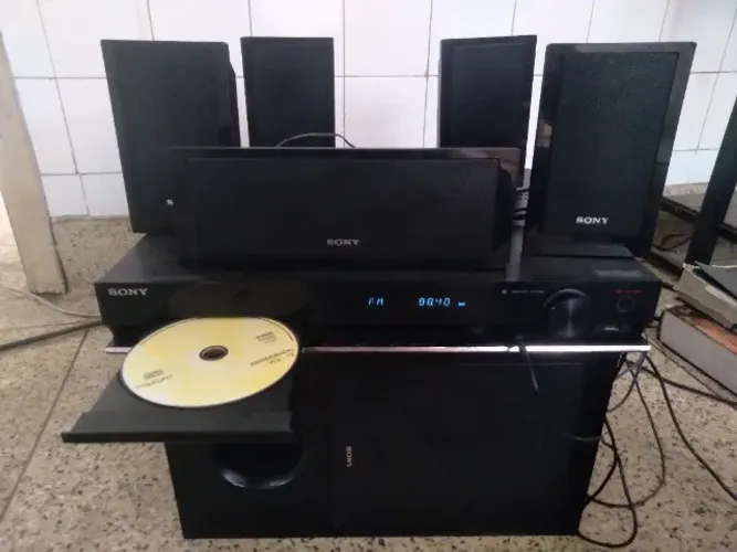 Homer Theater Semi Novo R$200,00