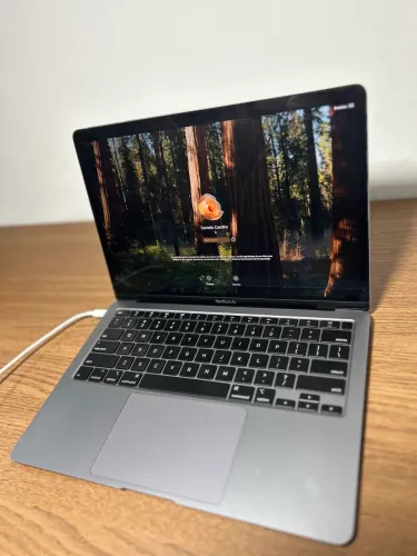 MacBook Air 13 - 2020