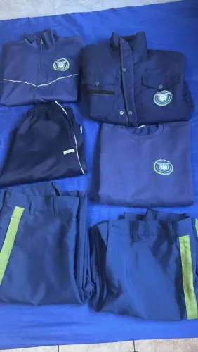 Uniforme Cívico Militar