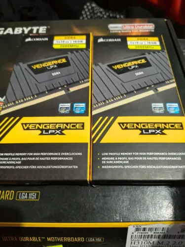 kit memória RAM de 16GB DDR4 2x16