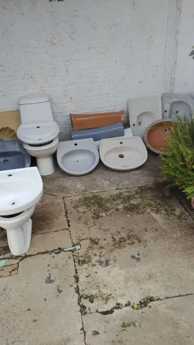 Vasos e pias cubas para uso ou Jardim 