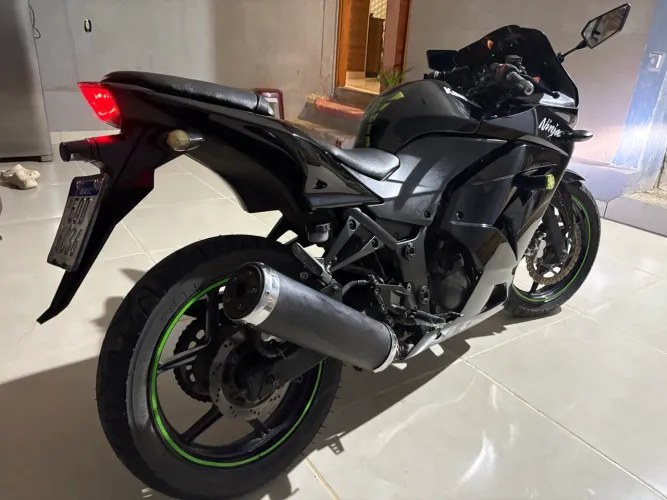 Vendo ninja 250