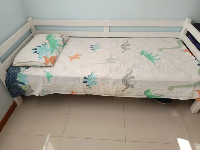 Vendo Sofá-Cama Infantil Tok&Stok Branco