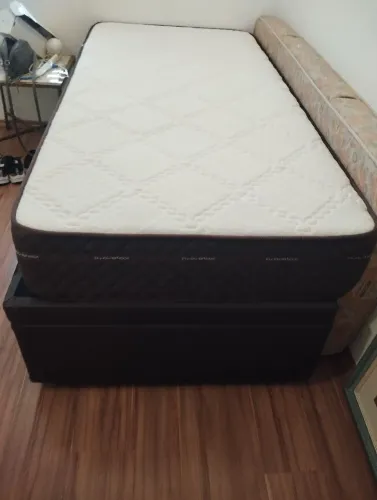 Cama box baú solteiro queem