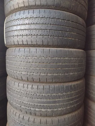 Pneus 235/55/18 triangle 