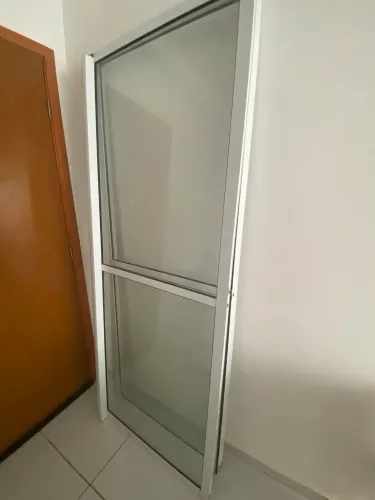 Porta de vidro 2 folhas SEM trilho e caixa