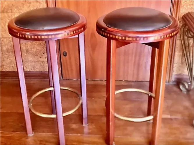02 banquetas altas marchetaria
