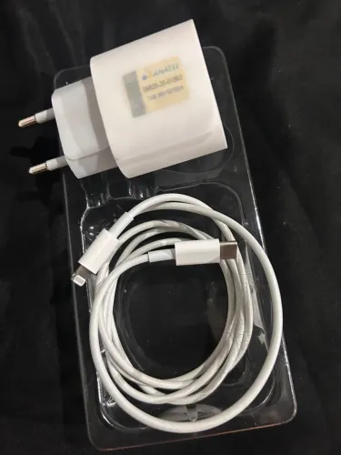 Carregador original iPhone