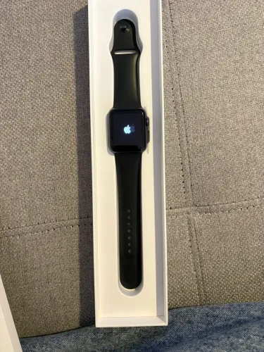 Apple Watch série 3 + 5 pulseiras