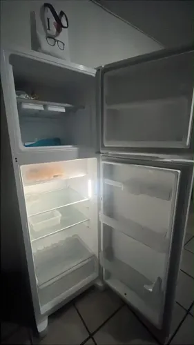 Geladeira Brastemp 415L