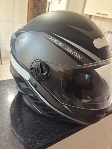 ? Capacete Pro Tork R8 - Tamanho 63 (GG) | Bom Estado