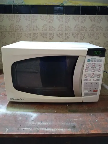 Microondas Electrolux 20 litros