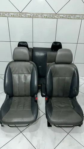     Jogo Completo de Bancos Honda Civic G7 2003 Original