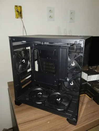 GABINETE GAMER RISE MODE C/ 7 FANS