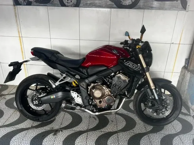 CB 650R - 2022