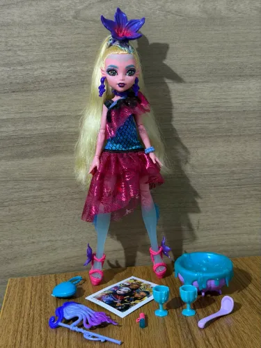 BONECA MONSTER HIGH LAGOONA MONSTER BALL G3
