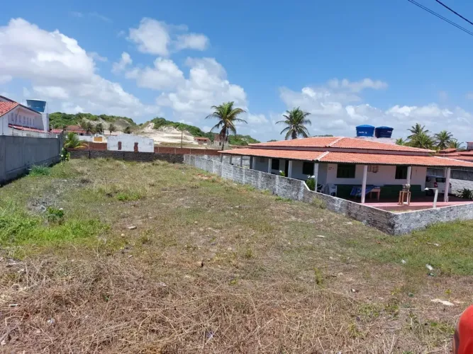 Terreno próximo ao mar!