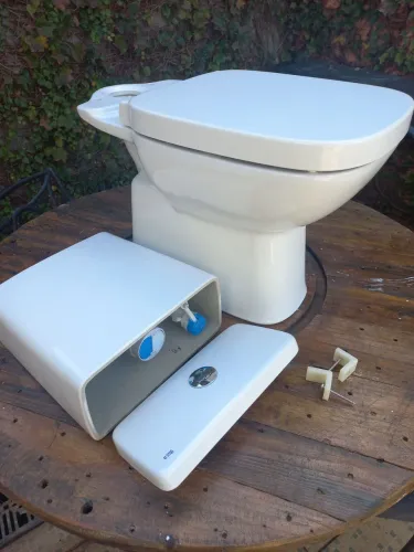 Kit Vaso Sanitário Caixa Acoplada " Roca "