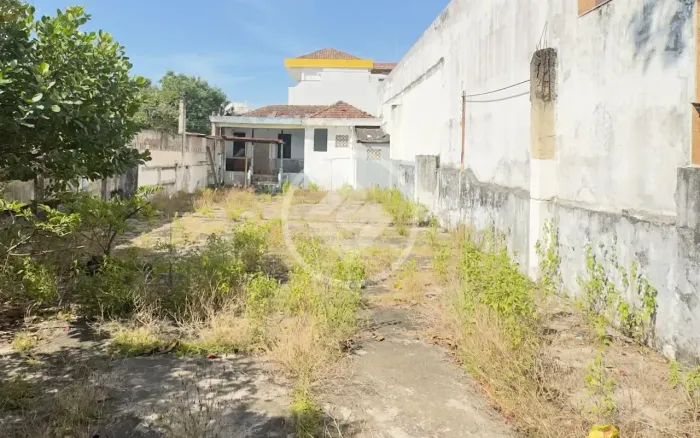 Terreno com 369m2 com uma edícula -Aparecida -Santos-Sp codigo: 334539