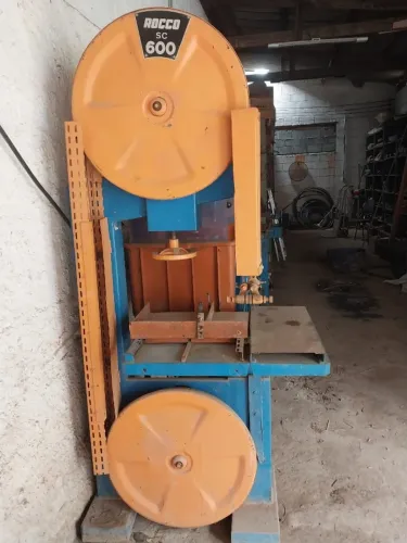 Vendo Serra Fita Vertical Profissional Rocco SC 600