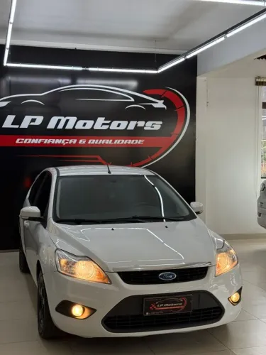 Ford Focus 1.6 S/se/se Plus Flex 8v/16v 5P 2013