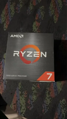 AMD Ryzen 7 5800X.