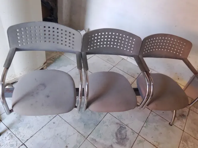 Banco com almofada pra loja