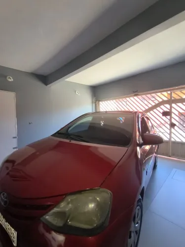 Toyota Etios X 1.3 Flex 16V 5P Mec. 2015