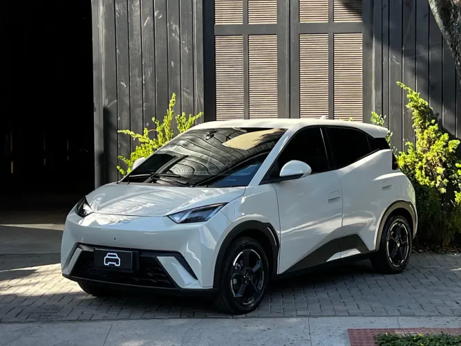 BYD Dolphin Mini (Elétrico) 2025