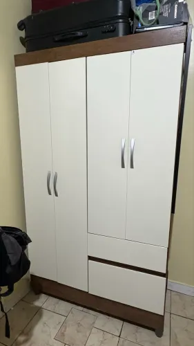 Guarda roupa