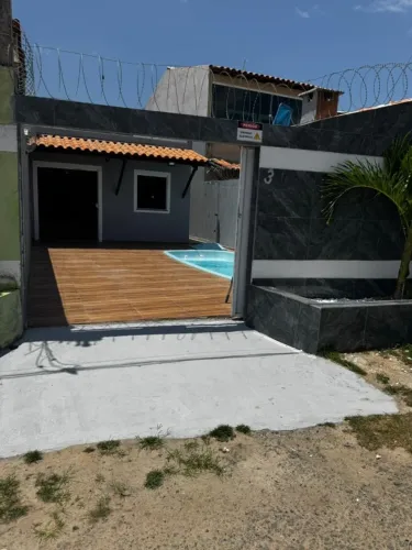Vendo Casa com Piscina em Jauá próximo a praia