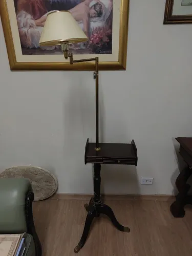 Para vender hoje ( Abajur estilo Inglês)