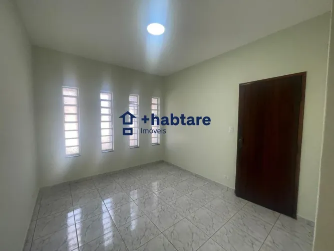 Casa para Locação em Hortolândia, Parque Ortolândia, 3 dormitórios, 1 banheiro, 4 vagas