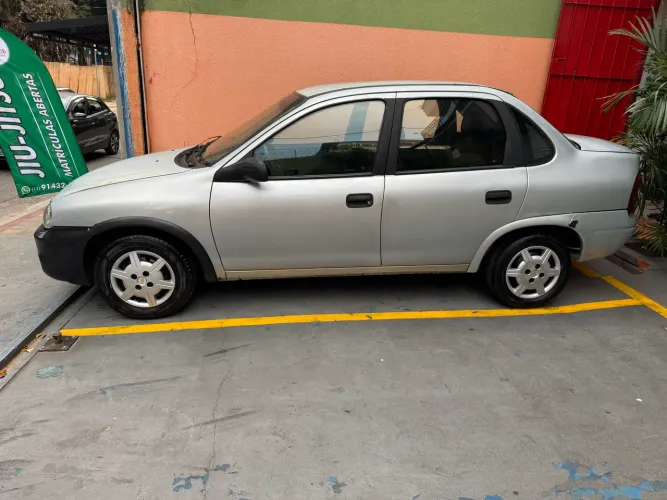 Chevrolet Classic Life/ls 1.0 VHC Flexp. 4P 2010