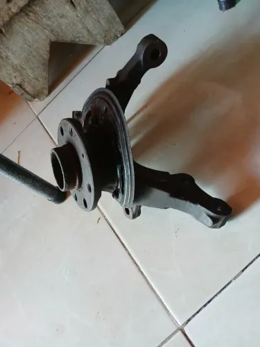 Cubo do corsa sedan cara de gato, do lado do passageiro 