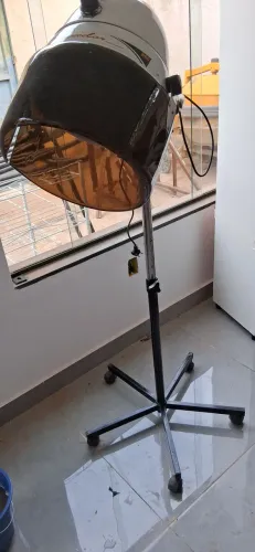 Vendo secador de coluna profissional em excelente estado
