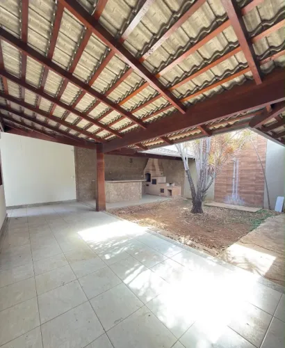 Vende se imóvel com 3 quartos mobiliado 