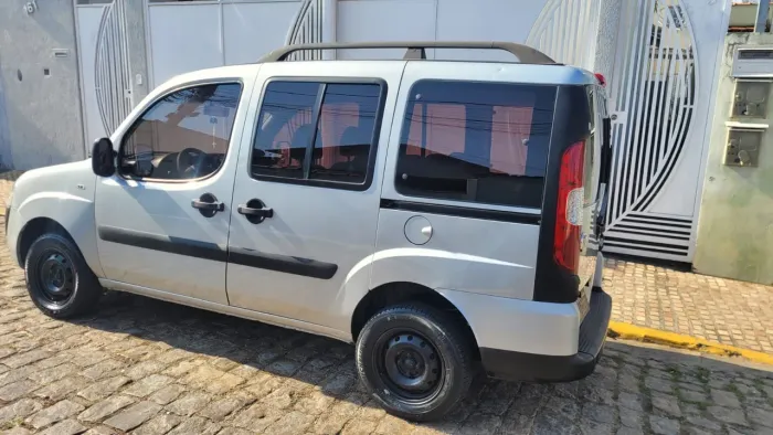 Fiat Doblo Essence 1.8 Flex 16V 5P 2014