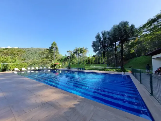 ITAIPAVA - CONDOMÍNIO GRANJA BRASIL, APARTAMENTO MOBILIADO DE LUXO