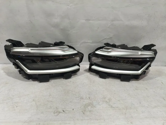 Par Farol Jeep Commander 2025 2026 Original