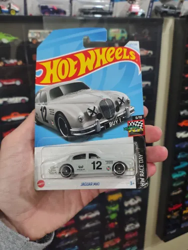 Hot Wheels Jaguar MK1