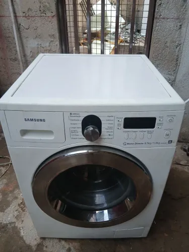 Máquina de lavar e secar roupas samsung