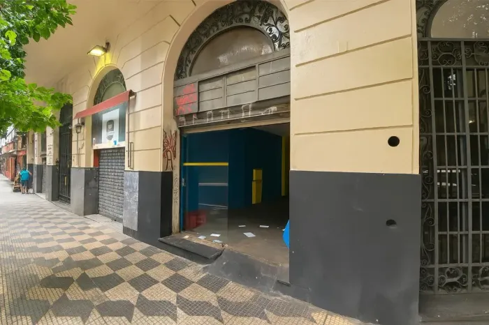Imóvel Comercial Com Renda Na Praça Roosevelt Ponto comercial na Praça Roosevelt diferenci